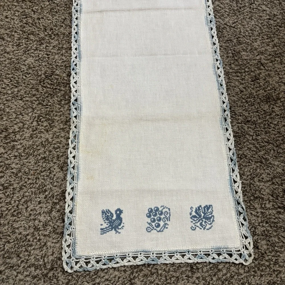 Vtg Hand Embroidered Cross-Stitch Oblong Linen Table Dresser Runner 40